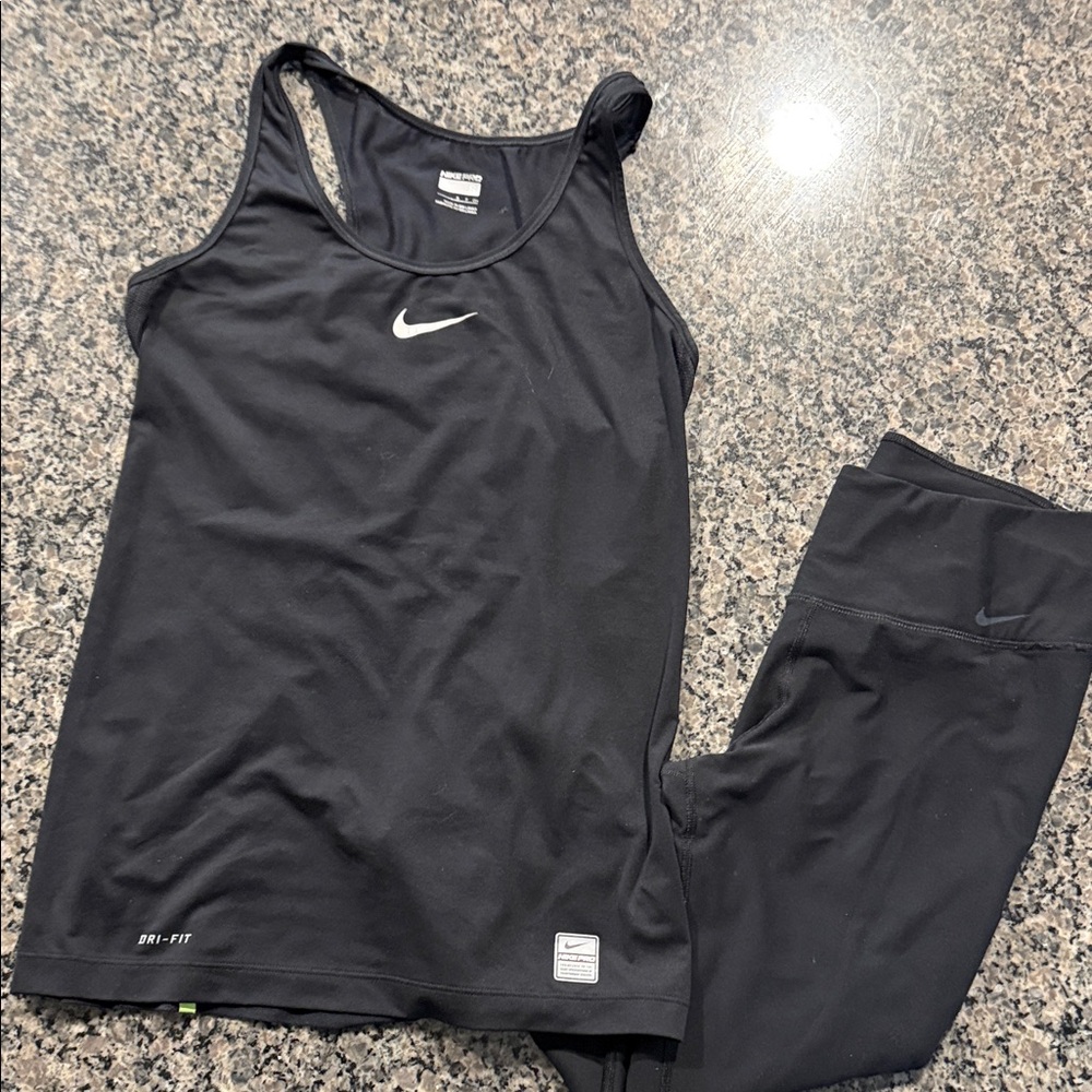 Nike Black Athletic Tank & Leggings